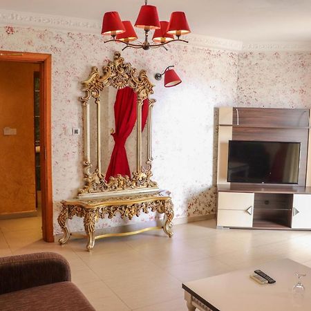 Noubou International Hotel Douala Bagian luar foto