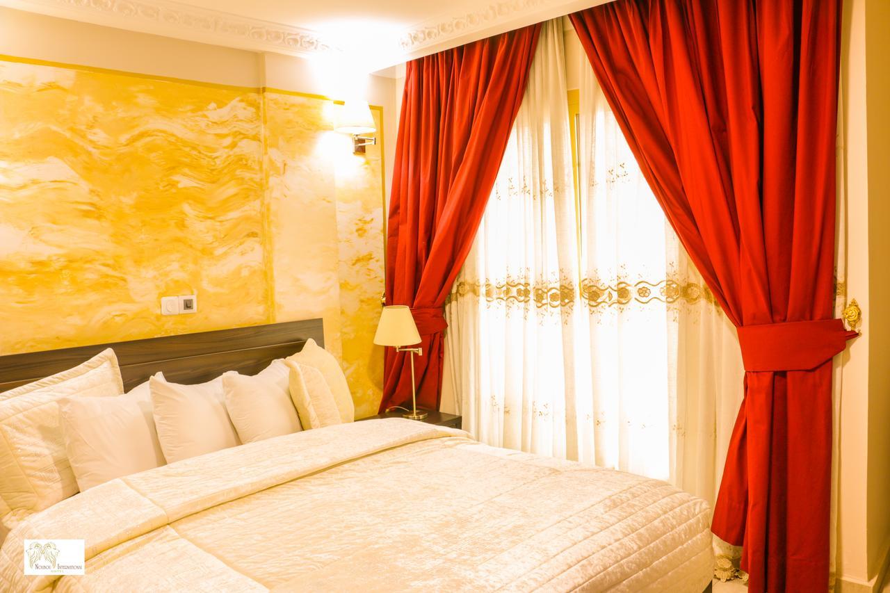 Noubou International Hotel Douala Bagian luar foto