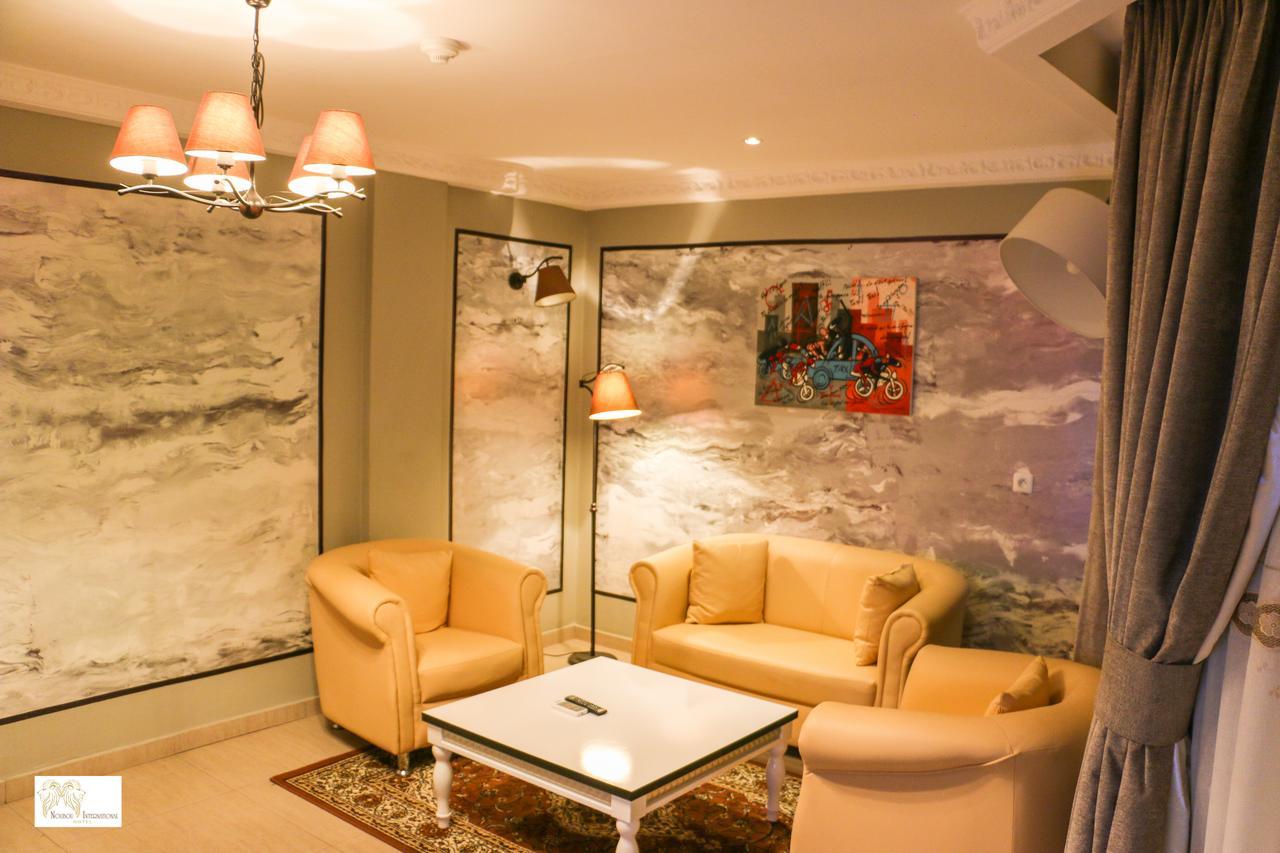 Noubou International Hotel Douala Bagian luar foto